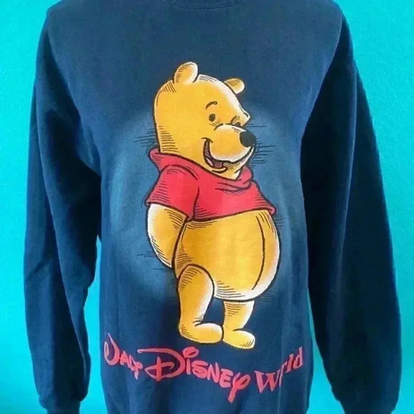 Walt Disney world vintage Winnie the Pooh navy blue sweatshirt in size medium - Picture 2 of 4